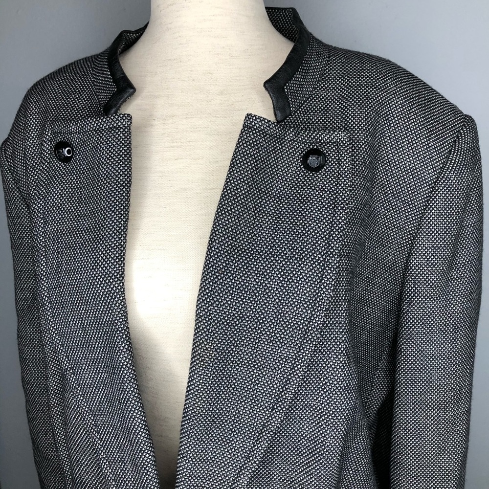 Tahari Blazer